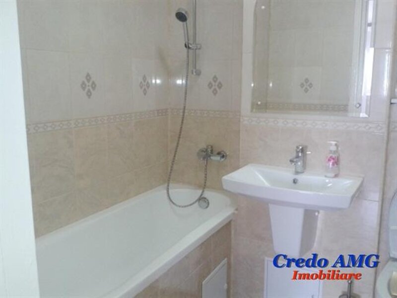 Dorobanti, Iancu de Hunedoara, apartament decomandat, 3 camere,
